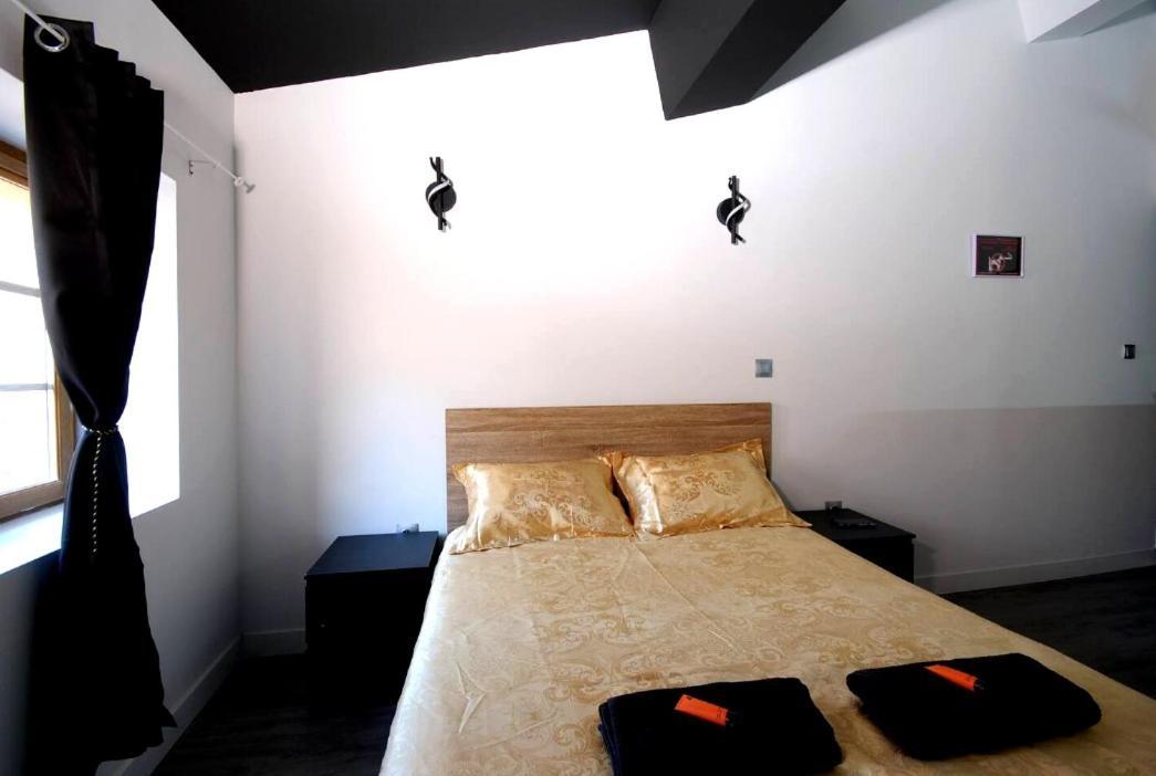 Charmant Studio Baignoire Narbonne Buitenkant foto